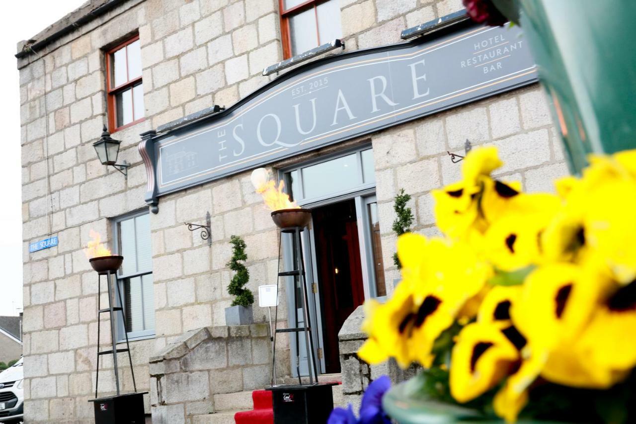The Square Kintore Exterior photo